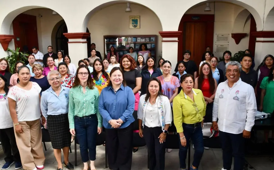 Universitarias visibilizan aportes de las mujeres a la sociedad