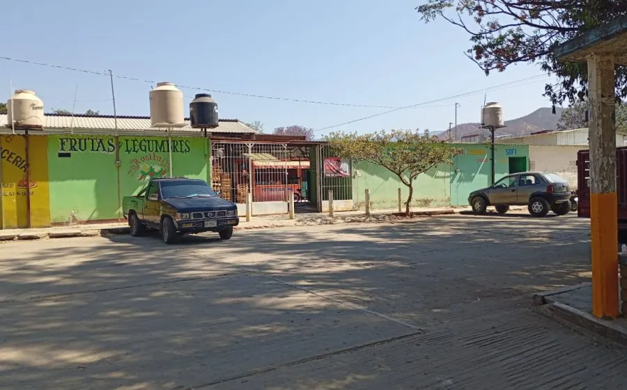 Habitantes del Fracc. El Retiro han sufrido el olvido y desatención de autoridades municipal