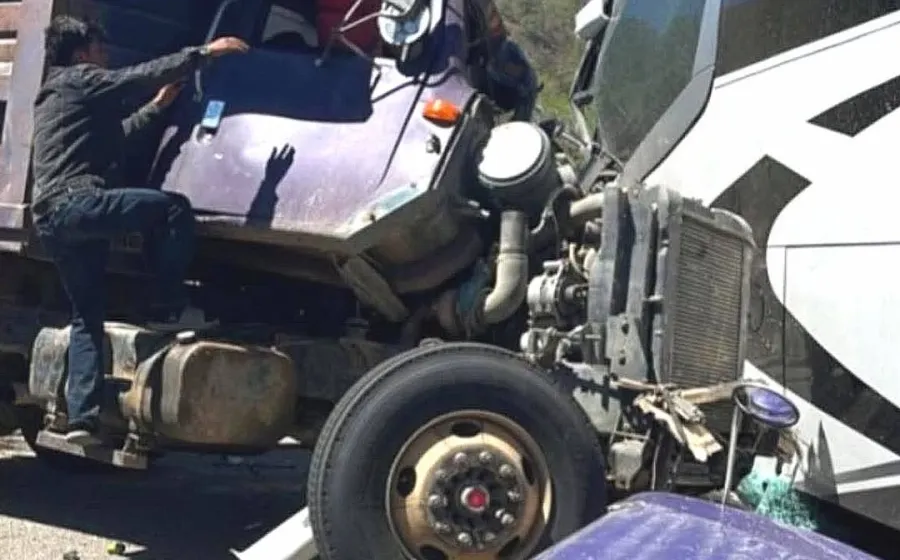 Varios lesionados se registraron en el accidente de la carretera 131