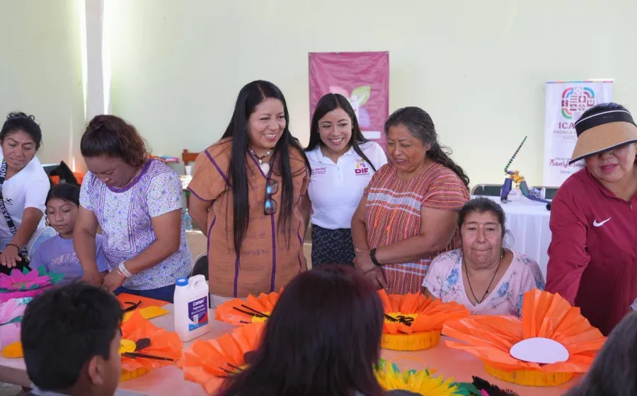 Sensibilizan sobre autoempleo en Xoxocotlán con microcapacitaciones del ICAPET