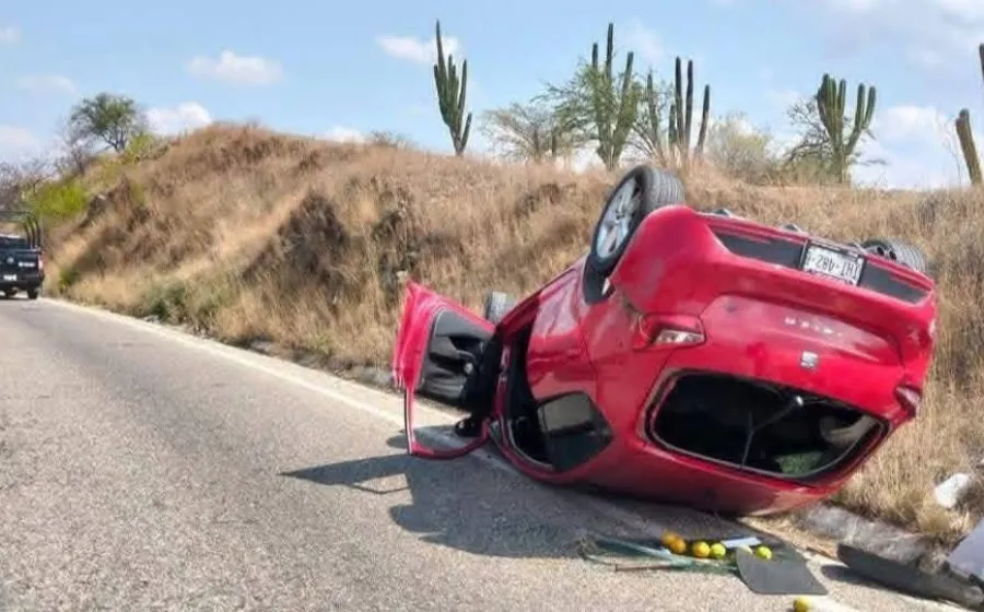 Volcó en la carretera 175, daños y el susto, el resultado