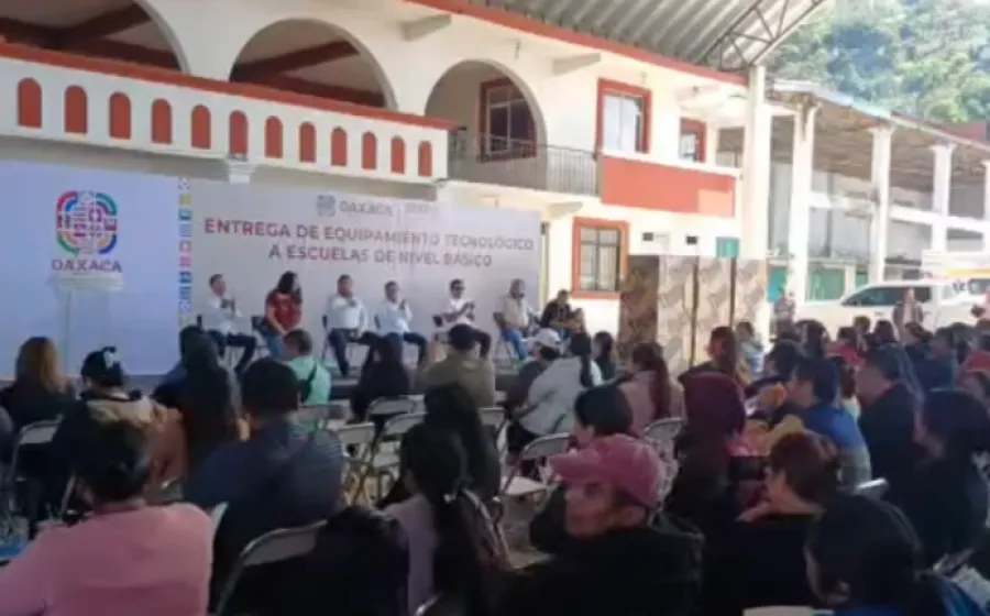 Diputados de MORENA repudiados en Huautepec Huautla 