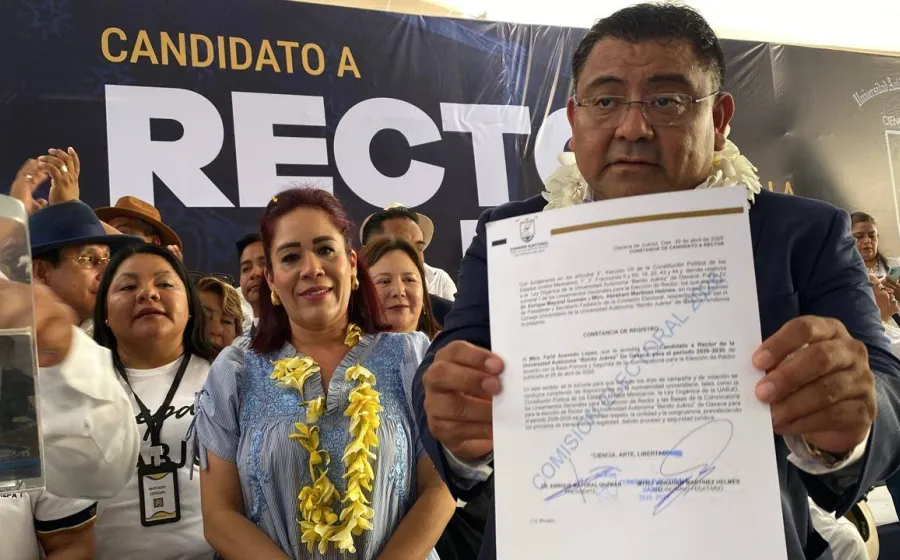 Se registra Farid Acevedo López como candidato a la rectoría de la UABJO