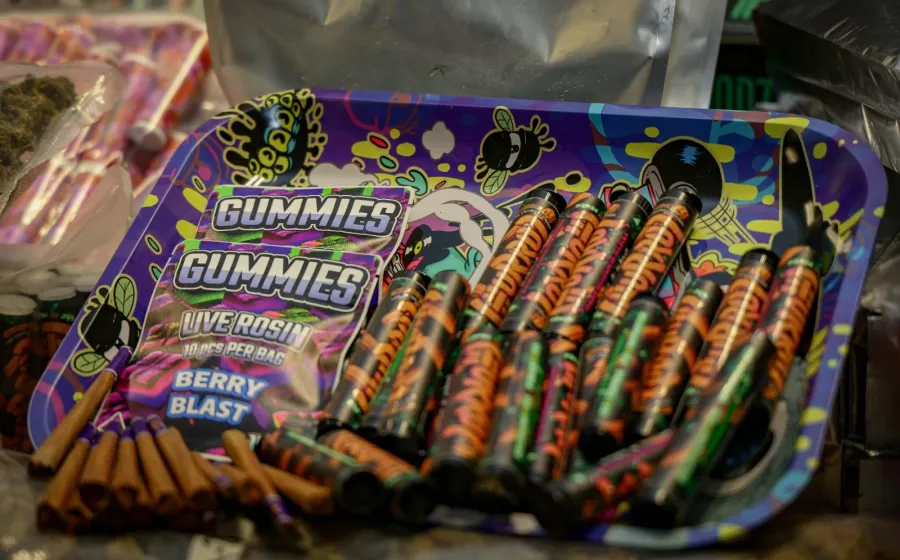Desmantelan punto de narcomenudeo, aseguran más de 30 kilos de drogas; hallan “tienda cannábica” en Centro Histórico de Oaxaca