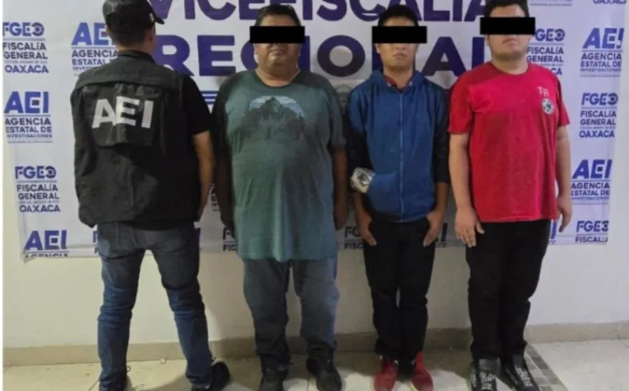 Fiscalía de Oaxaca ejecuta orden de aprehensión contra tres probables responsables de fraude en la venta de un vehículo