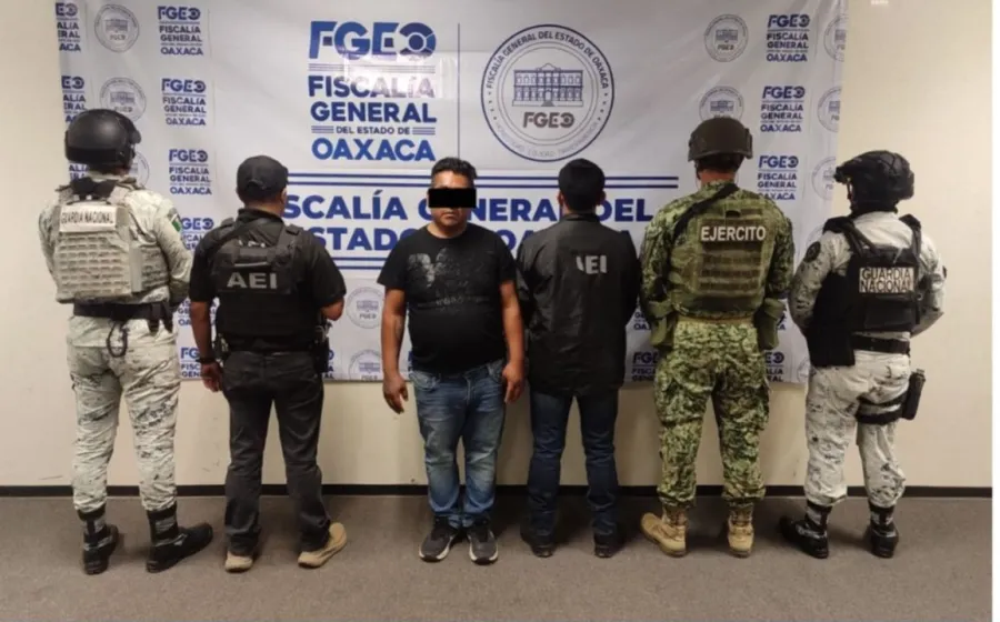 Identifican punto de narcomenudeo en local de celulares en la Central de Abasto, aseguran drogas y detienen a uno