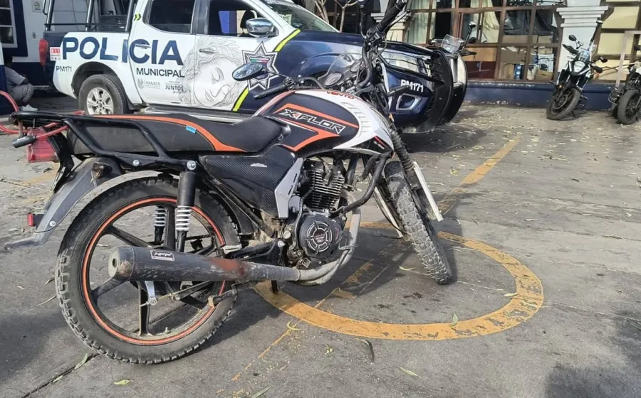 Policía Municipal asegura dos motocicletas al contar con reporte de robo activo