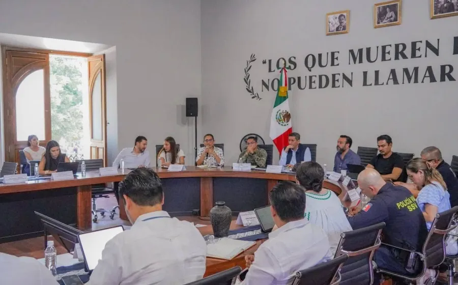 Gobierno de Oaxaca refuerza estrategia para recuperar la Central de Abastos