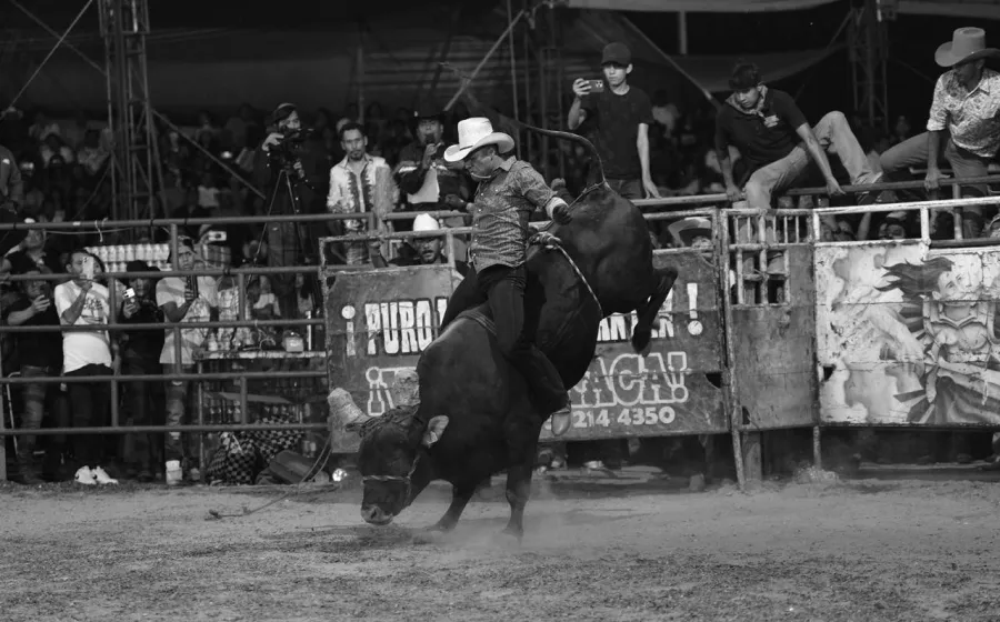 Ruedo lleno en la fiesta grande de Xoxocotlán