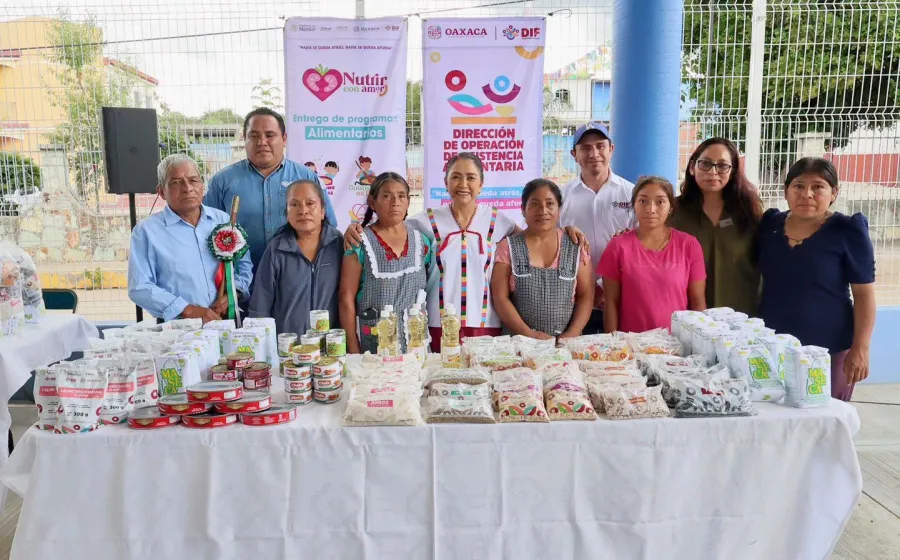 Con entrega de apoyos alimentarios, favorece DIF Oaxaca nutrición de habitantes de Valles Centrales
