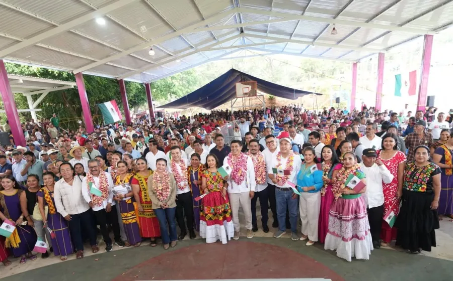 Nino Morales acompaña a gobernador en gira de trabajo por el Istmo
