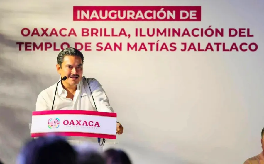 Templo de San Matías Jalatlaco estrena iluminación arquitectónica con tecnología LED