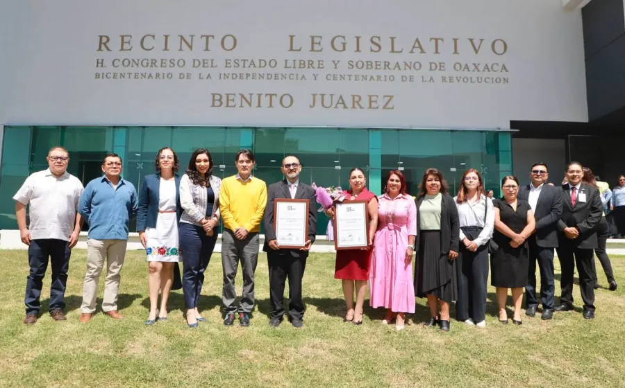 Comisión Permanente de Salud reconoce trayectoria científica y 35 años del CETS