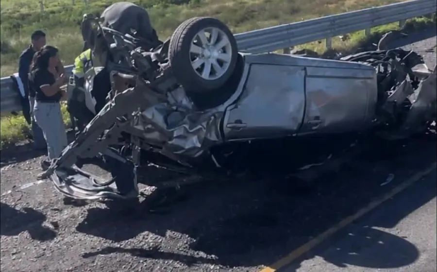 Volcadura en la autopista Cuacnopalan-Oaxaca deja lesionados