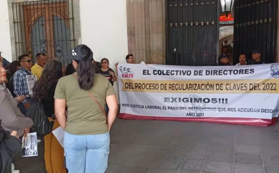 Exigen maestros- directores de la sección 22 de la CNTE pagos que ya recibieron en 2017