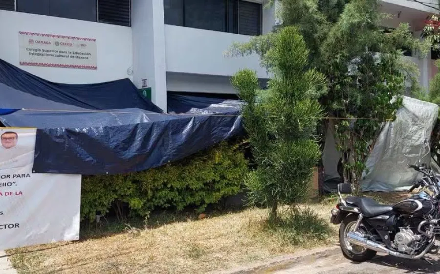 Oficinas del CSEIIO continúan tomadas por la base trabajadora