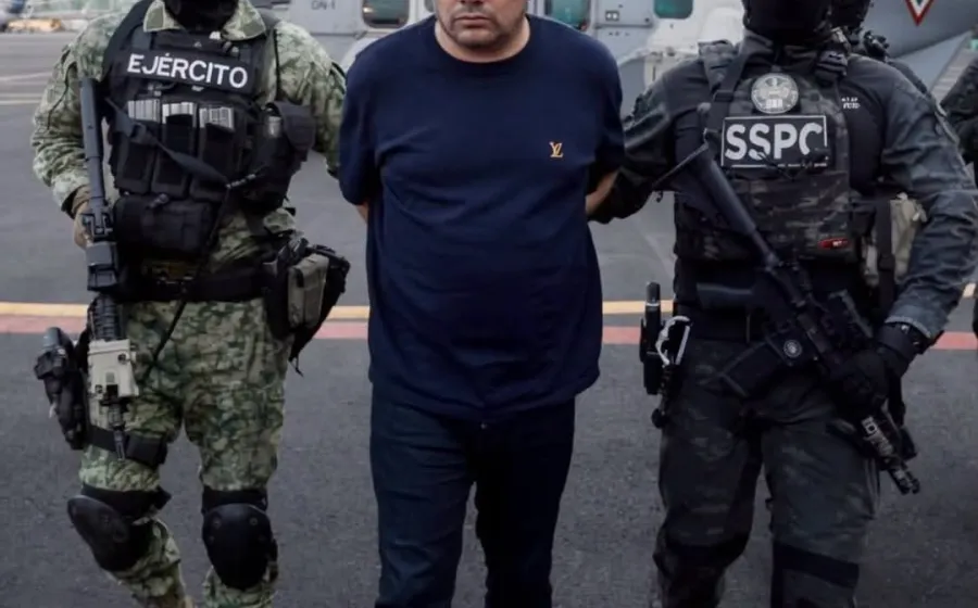 Cae "R1", presunto autor intelectual del homicidio del exalcalde Carlos Manzo 
