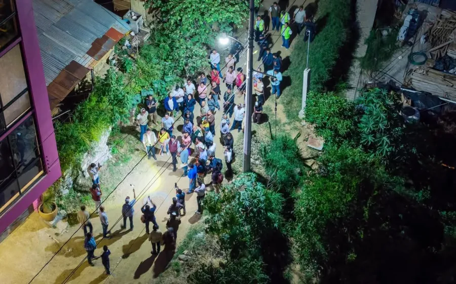 Ray Chagoya recorre los barrios Loma Rancho y Los Molinos para atender necesidades vecinales