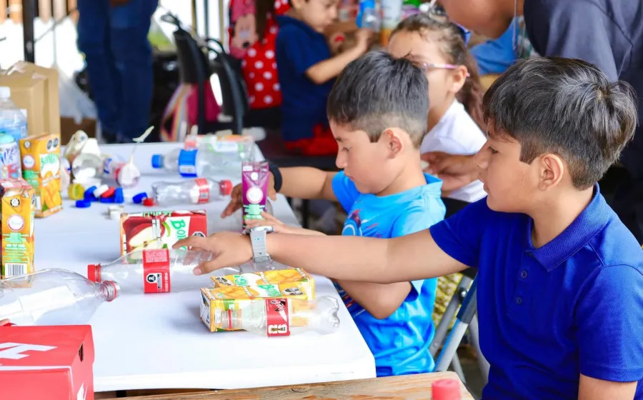 “Fábrica de Monstruos” una forma divertida de cuidar el medio ambiente en Xoxocotlán