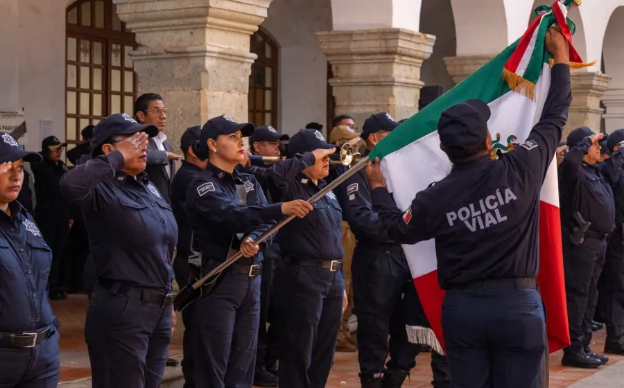 Ray Chagoya reconoce labor de la Policía Municipal de Oaxaca de Juárez en su 36 aniversario
