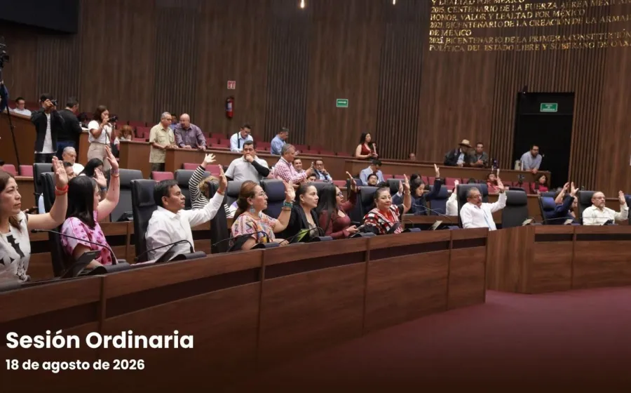 Aprueba Poder Legislativo inscripción en letras doradas en el Muro de Honor por el Bicentenario de la UABJO