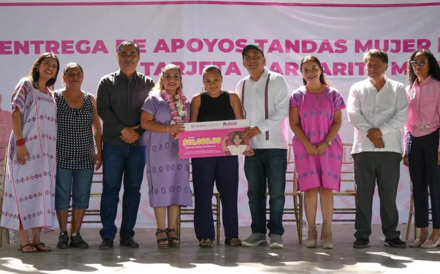 En Pinotepa Nacional, Nino Morales respalda programas que dan autonomía a las mujeres