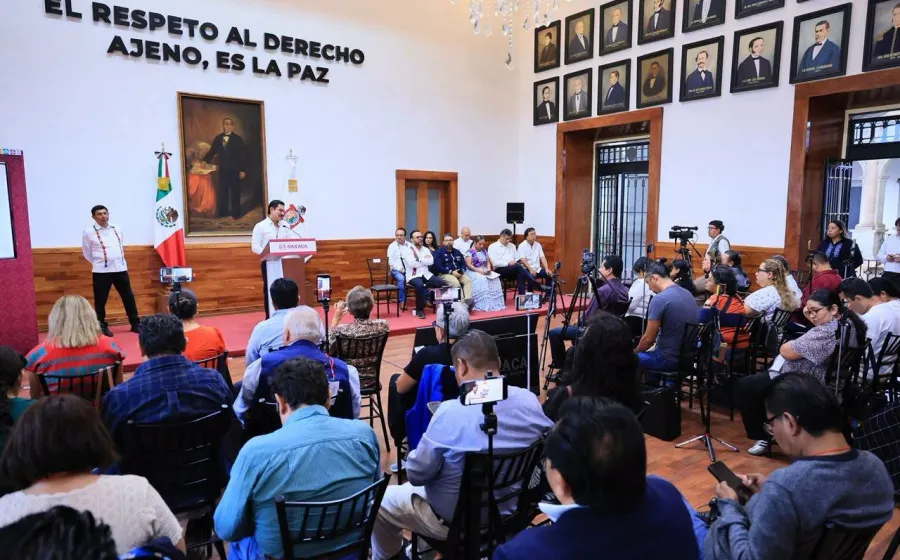 Paso a Desnivel Monumento a Juárez avanza en tiempo y forma: Ray Chagoya