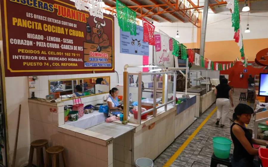 Cabildo aprueba actualización y regularización del padrón de mercados públicos