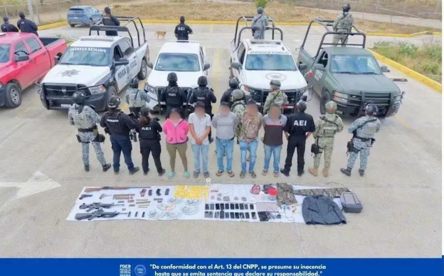 Desmantela Fiscalía de Oaxaca centro de operaciones y distribución de drogas en la Sierra Sur; asegura arsenal y detiene a cinco personas