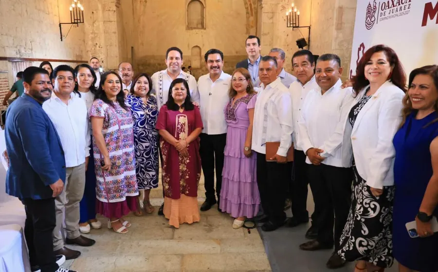 Ray Chagoya reúne en Oaxaca de Juárez a ciudades capitales para fortalecer gobiernos locales