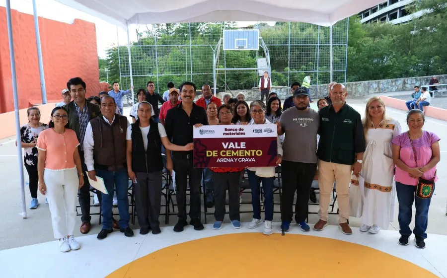 A través del Banco de Materiales, Ray Chagoya impulsa obras de beneficio común en Oaxaca de Juárez