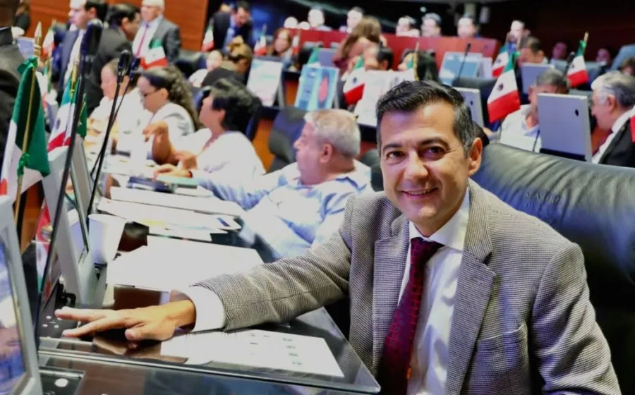 Vota Luis Alfonso Silva Romo a favor de reforma que establece nacionalidad mexicana exclusiva para Presidencia y gubernaturas