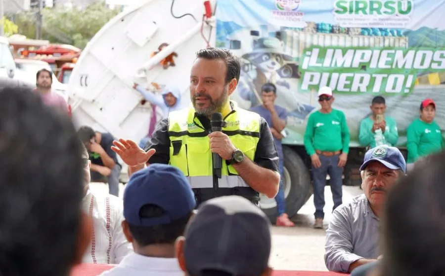 Jesús Romero encabeza intervención directa del gobierno estatal ante problemática de residuos en San Pedro Mixtepec