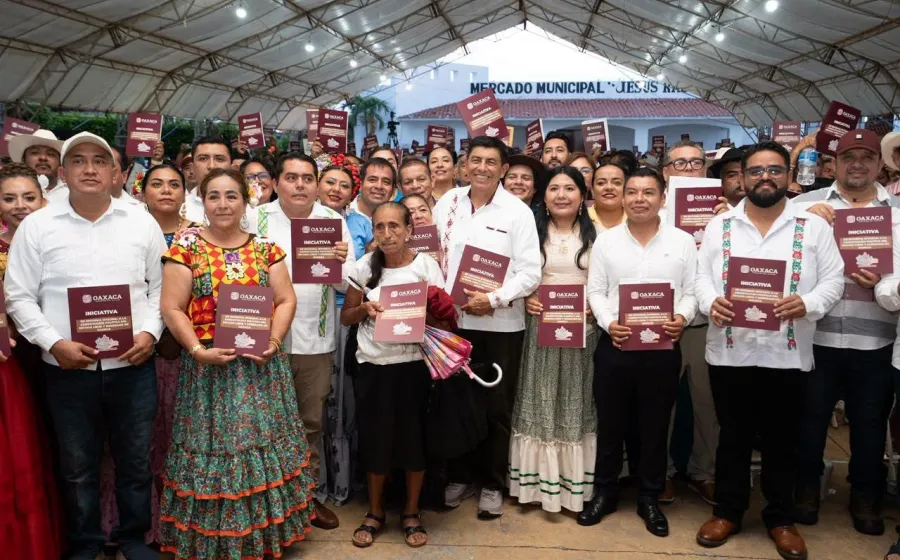 Informa Gobierno de Oaxaca que propuesta de nueva Constitución tiene enfoque intercultural y garantía de derechos sociales