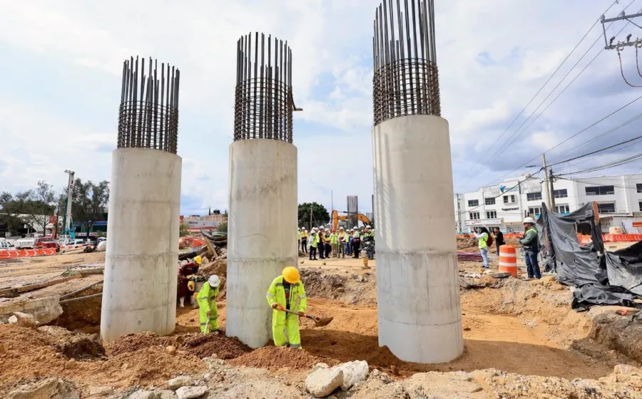 Avanzan los trabajos del Paso a Desnivel Monumento a Juárez, solución vial para la capital