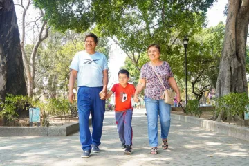 Exhortan a regalar tiempo y calidad en familia esta Navidad