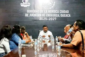 Ayuntamiento juchiteco asigna oficinas a regidores y síndicos