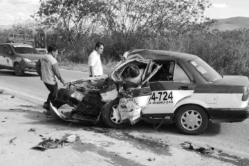 Choque en Miahuatlán deja 3 muertos