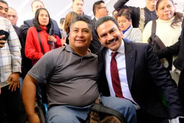 Ray Chagoya trabaja en favor de los grupos prioritarios de Oaxaca de Juárez