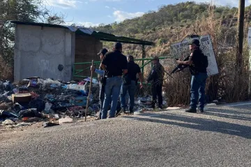 *Fiscalía de Oaxaca amplía acciones de búsqueda y localización con vida de siete personas reportadas como No Localizadas en la región de Valles Centrales*  * _Despliega operativos en regiones de Costa y Valles centrales en colaboración con DEFENSA, Marina, Guardia Nacional, así como Policía Estatal_   Oaxaca de Juárez a 15 de enero de 2025.-  La Fiscalía General del Estado de Oaxaca (FGEO) extiende labores de búsqueda y localización de siete personas reportadas como No Localizadas en la región de Valles Cen