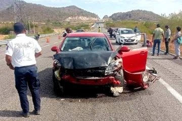 Falta de precaución desencadena tragedia familiar en la nueva carretera Mitla-Tehuantepec