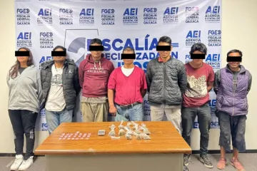 Fiscalía de Oaxaca obtiene vinculación a proceso contra 7 personas detenidas en cateo por el delito de Narcomenudeo