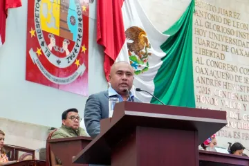 Solicita Dante Montaño claridad en Farmacias Bienestar y programas sociales en Oaxaca