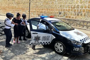 Auxilia Policía Vial Estatal a mujer en trabajo de parto