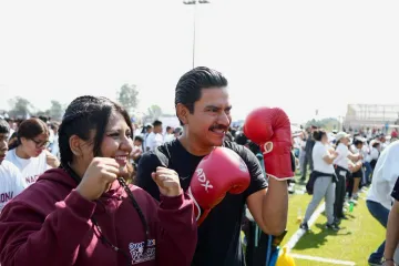 Participa Ray Chagoya en la Clase Nacional de Boxeo “Boxeando por la Paz” en el Parque Primavera