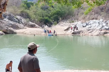 Localizan sin vida a joven arrastrado por corriente del río Verde