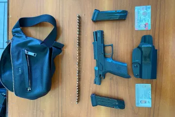 Aseguran a sujeto armado con 33 cartuchos útiles en Plaza Oaxaca