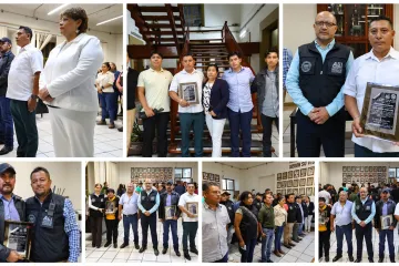 Fiscalía de Oaxaca reconoce a 6 elementos de la AEI por su servicio, en el marco de su jubilación
