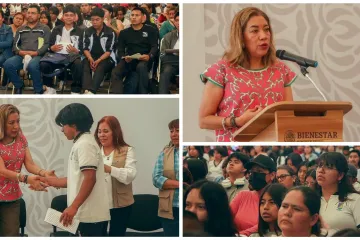 Entregan tarjetas bienestar a estudiantes Oaxaca 