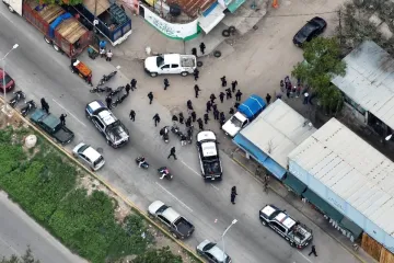 Despliega FGEO operativo tras agresión realizada por grupo de choque en la Central de Abasto